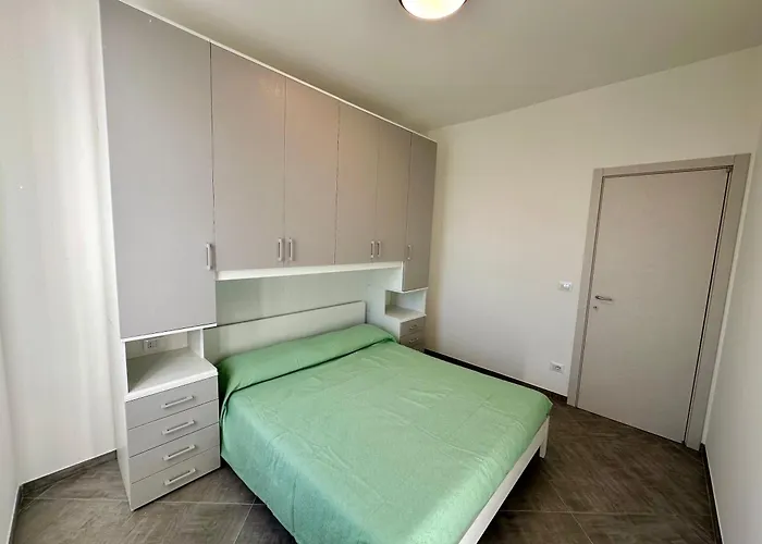 Appartamento Casa Maestrale - Elegante Con Balcone Vista Mare Finale Ligure