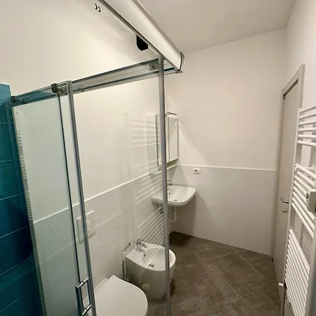 Casa Maestrale - Elegante Con Balcone Vista Mare 아파트