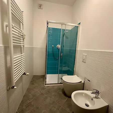 Casa Maestrale - Elegante Con Balcone Vista Mare 아파트 피날레리구레