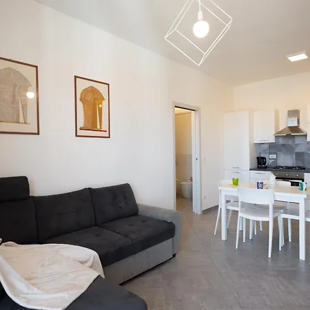 Casa Maestrale - Elegante Con Balcone Vista Mare Διαμέρισμα Finale Ligure