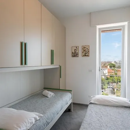 Casa Maestrale - Elegante Con Balcone Vista Mare * Finale Ligure
