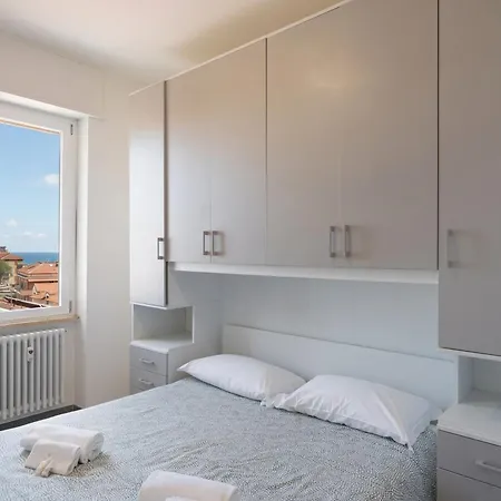 Casa Maestrale - Elegante Con Balcone Vista Mare *