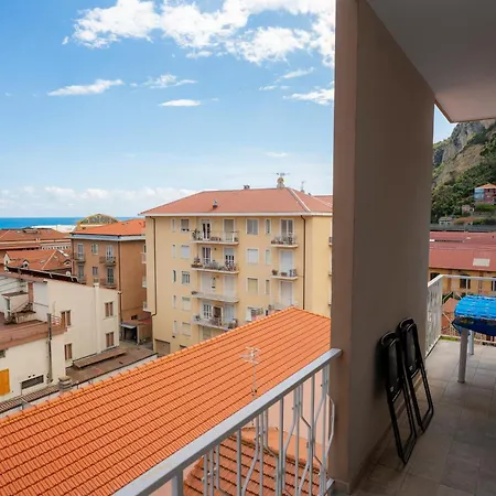 Casa Maestrale - Elegante Con Balcone Vista Mare